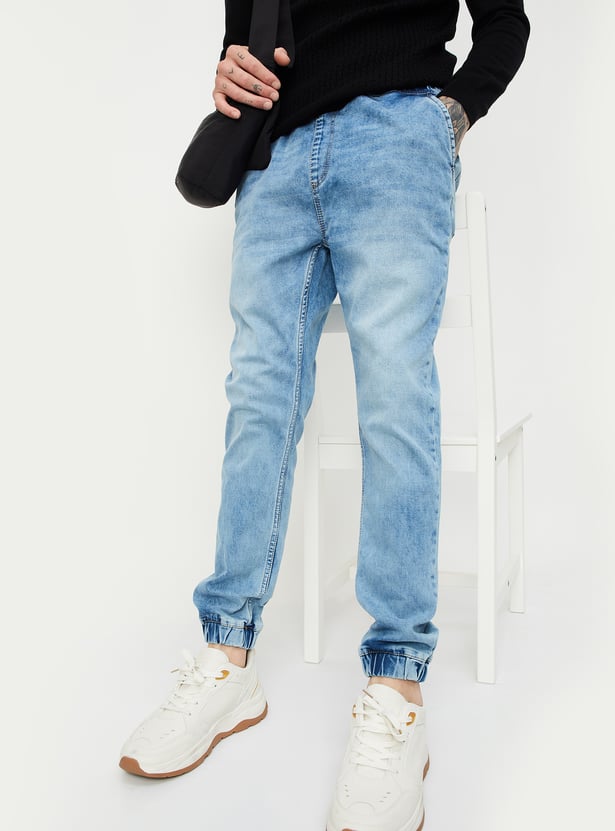 Streetwear Men’s Washed Carrot Fit Jogger Denim