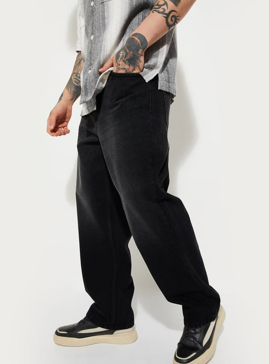 Men's Washed Relaxed Fit Denim Jeans for Casual Everyday Wear