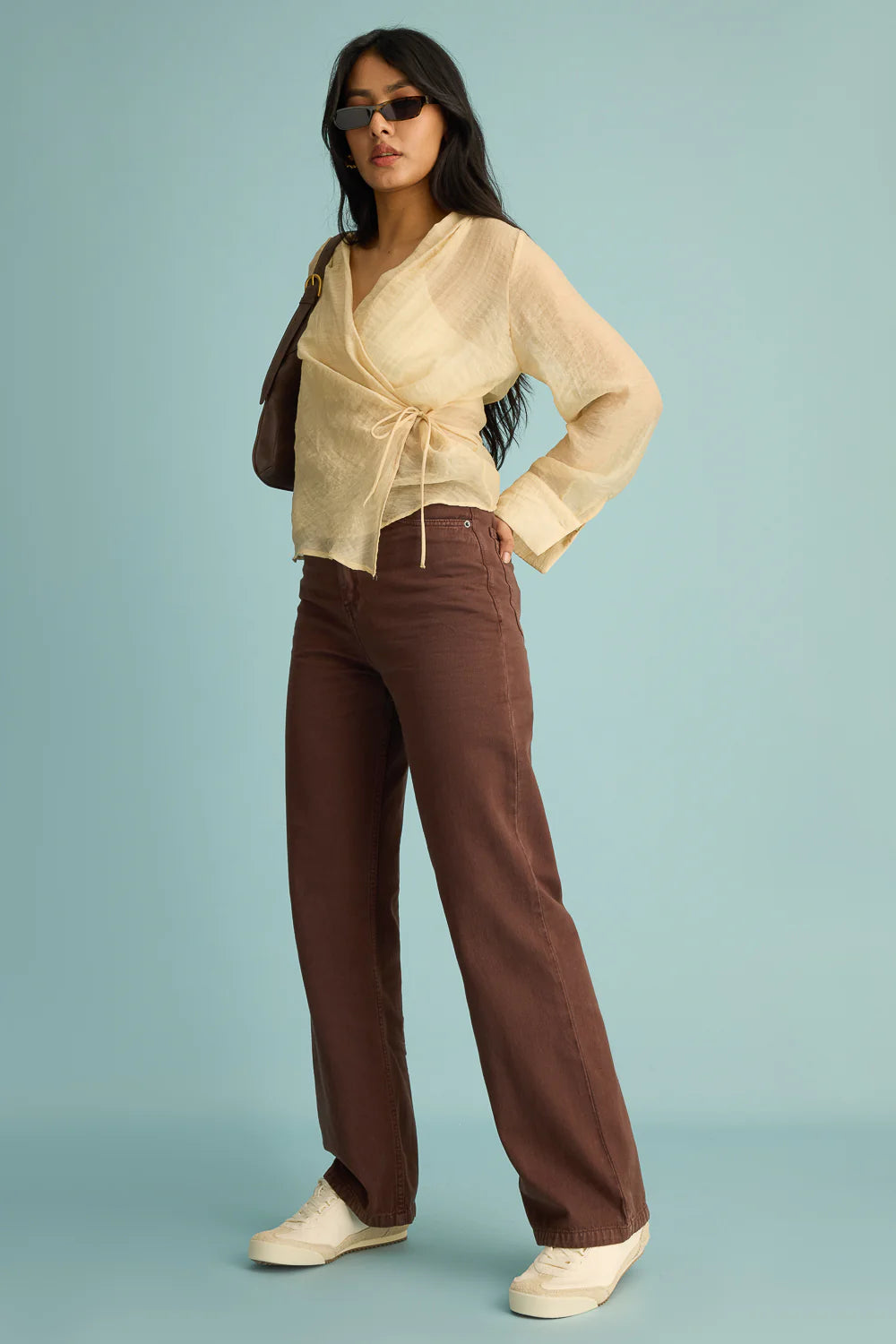 Women's Rustic Brown Straight Jeans with Soft Washed Finish for Timeless Look