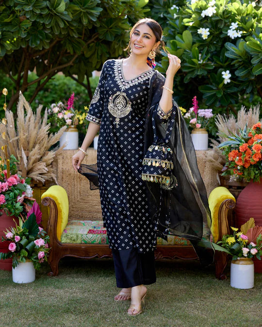 Festive Black Bandhani Chanderi Suit Ensemble with Elegant Detailing for Traditional Functions