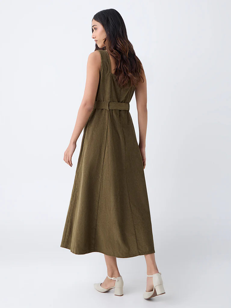 Sophisticated Women’s Olive Corduroy A-Line Dress with Waist Belt