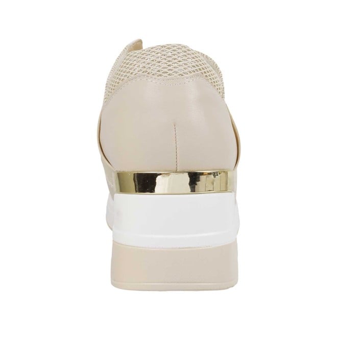 Comfortable Women’s Beige Sneakers Perfect for Casual Outings
