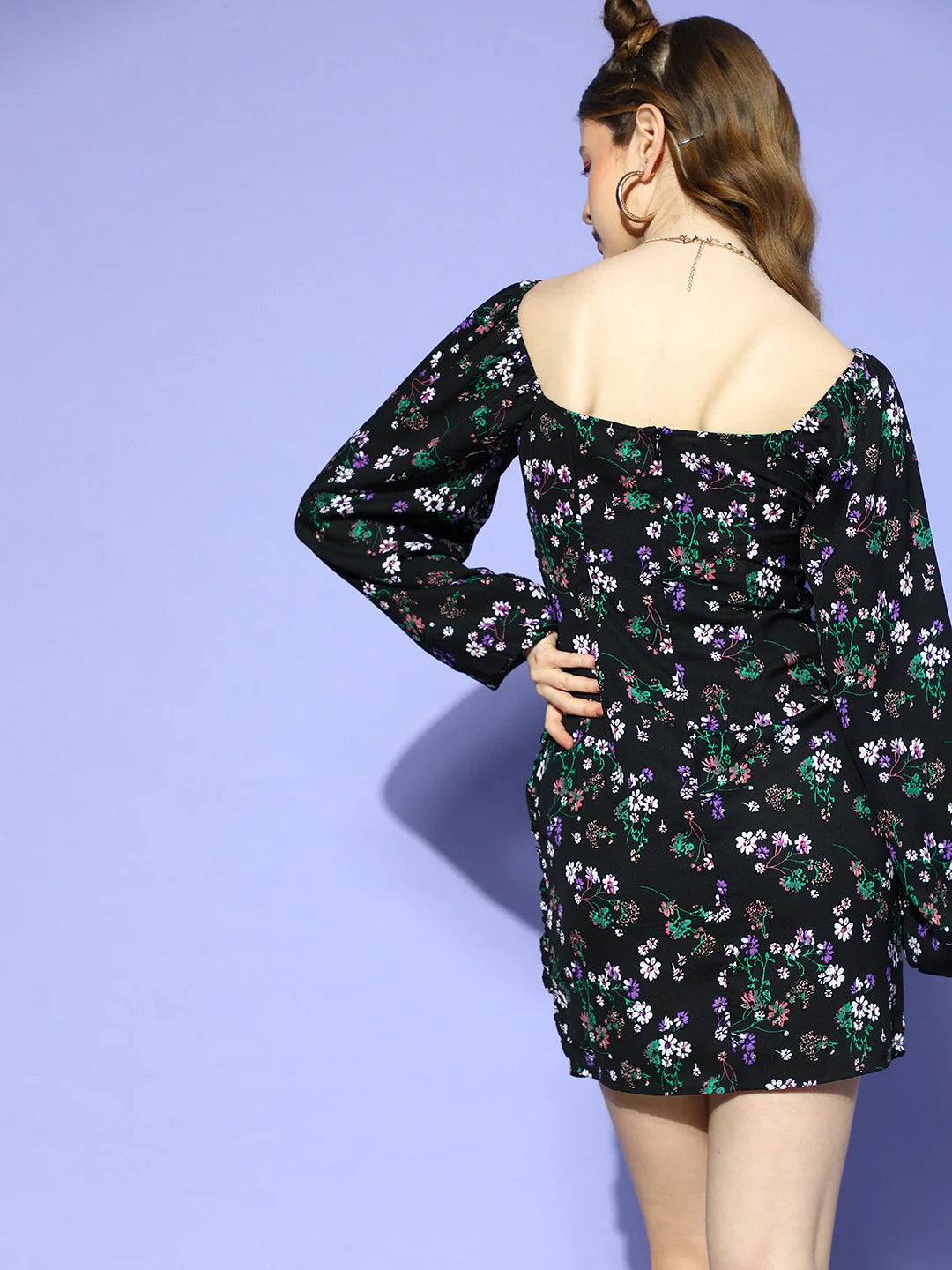 Women Black & Green Floral Printed Square Neck Bishop Sleeve Ruched Sheath Mini Dress