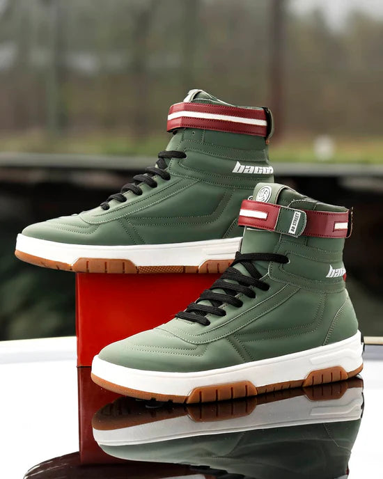 Stylish Olive Sneakers Bold Versatile Design Perfect for Streetwear and Daily Wear