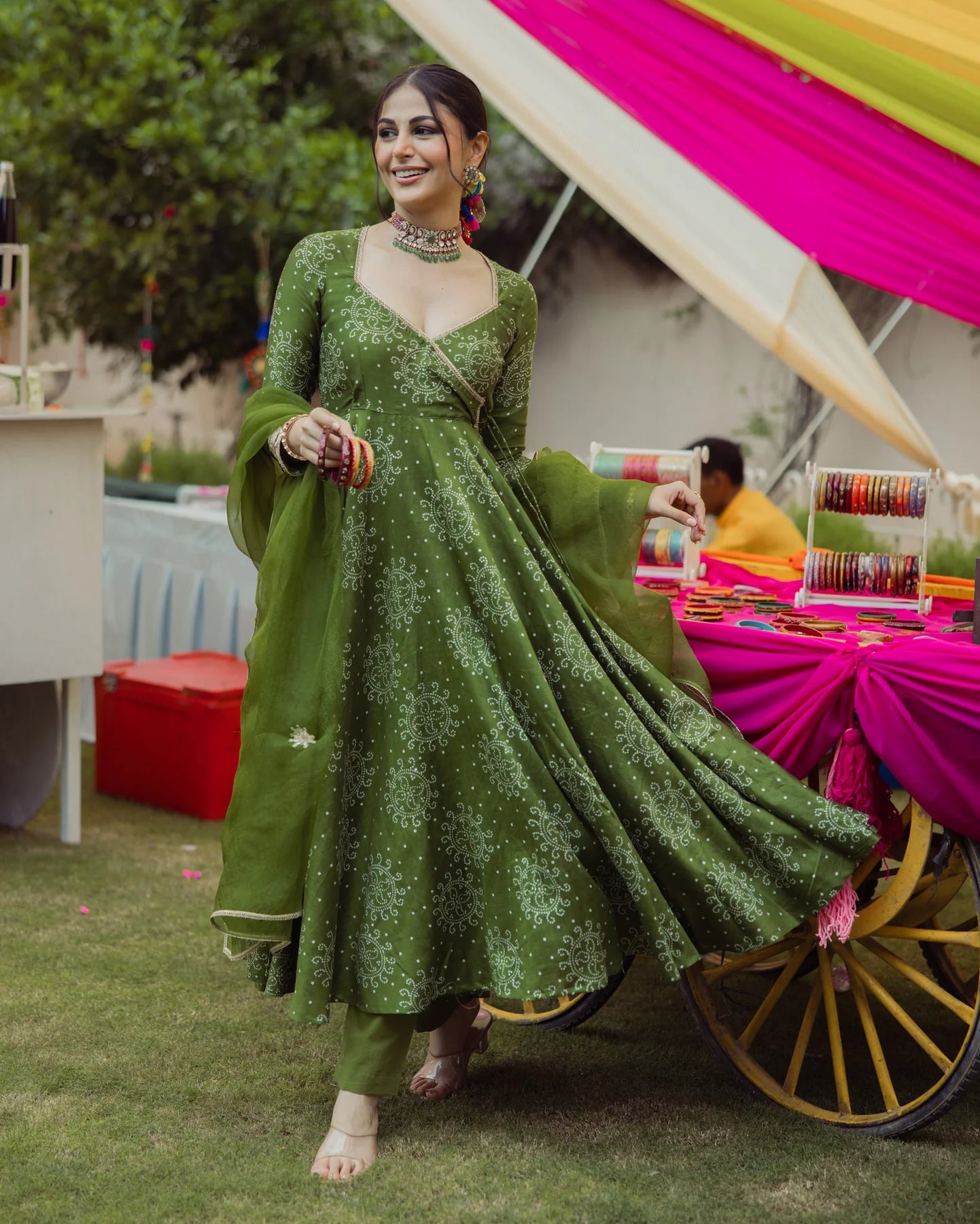 Katha Green Bandhani Chanderi Suit Set with Handcrafted Design for Ethnic Celebrations