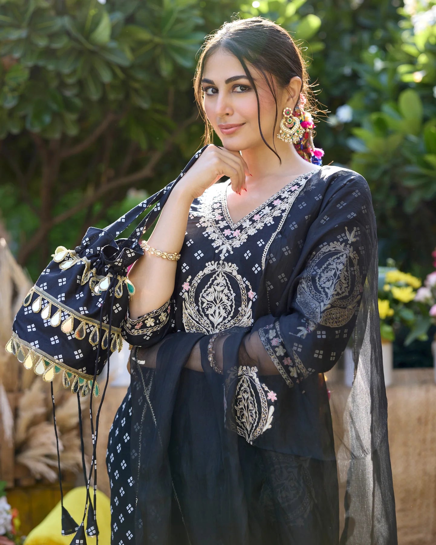 Festive Black Bandhani Chanderi Suit Ensemble with Elegant Detailing for Traditional Functions
