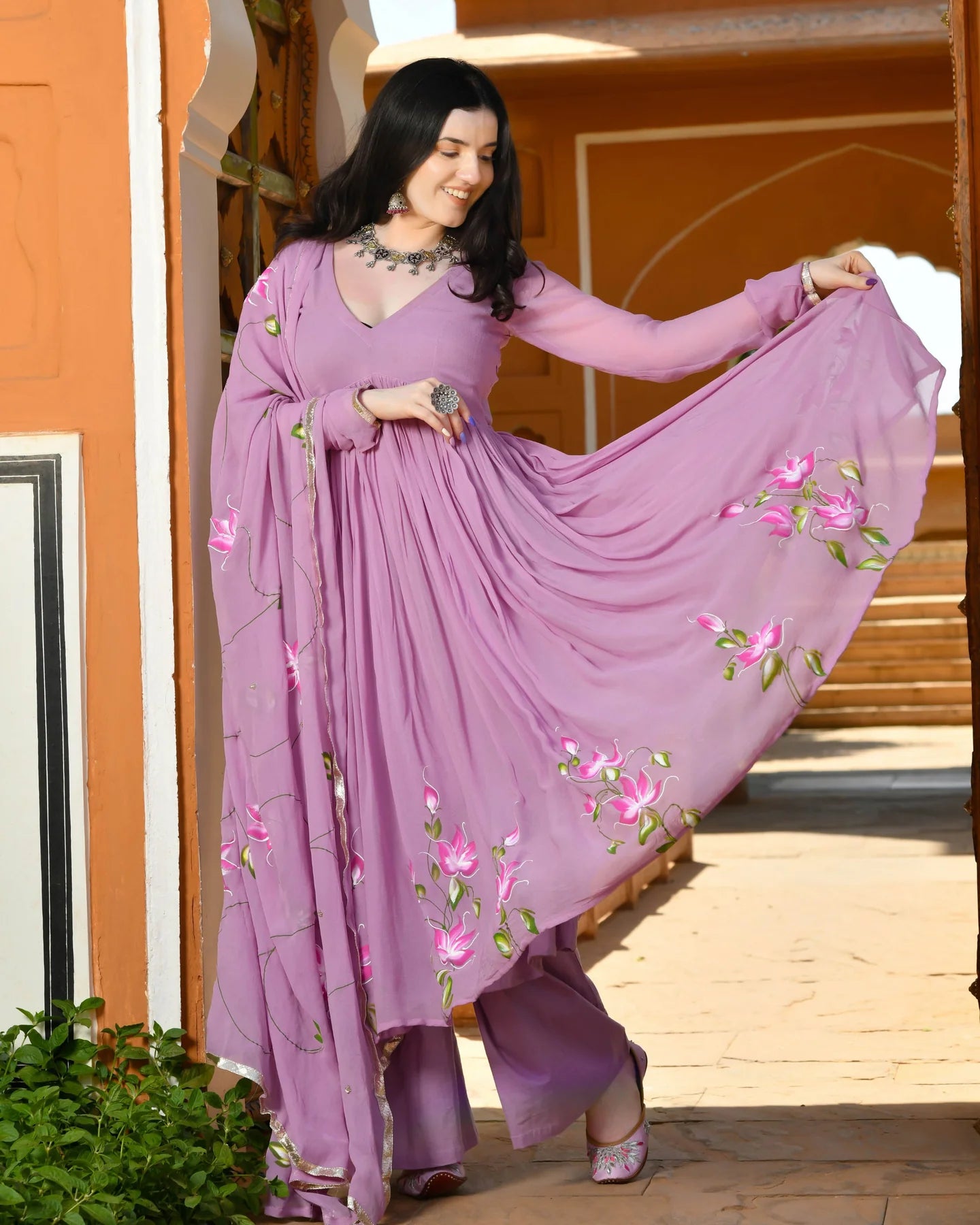 Graceful Handpainted Georgette Ethnic Suit Set for Traditional Gatherings and Special Occasions