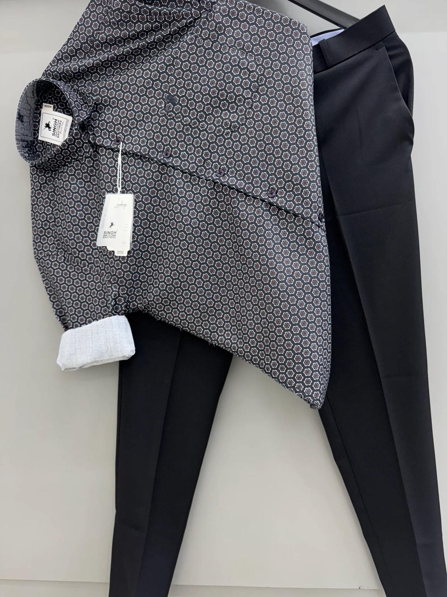 Fashionable Printed Shirt and Linen Pant Combo for Men for Summer and Vacation Outfits