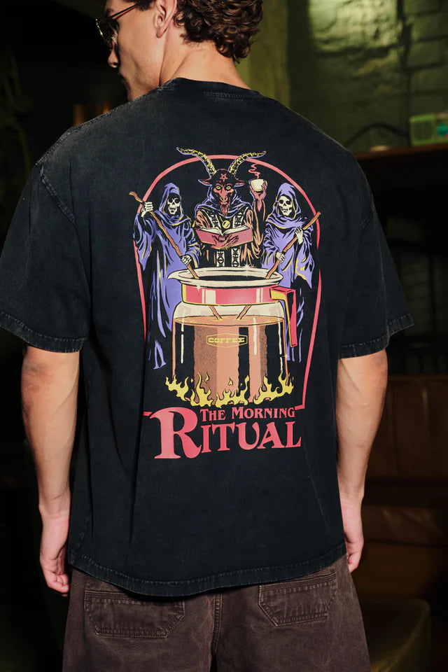 Streetwear Brew It Right Faded Black Oversized Tee