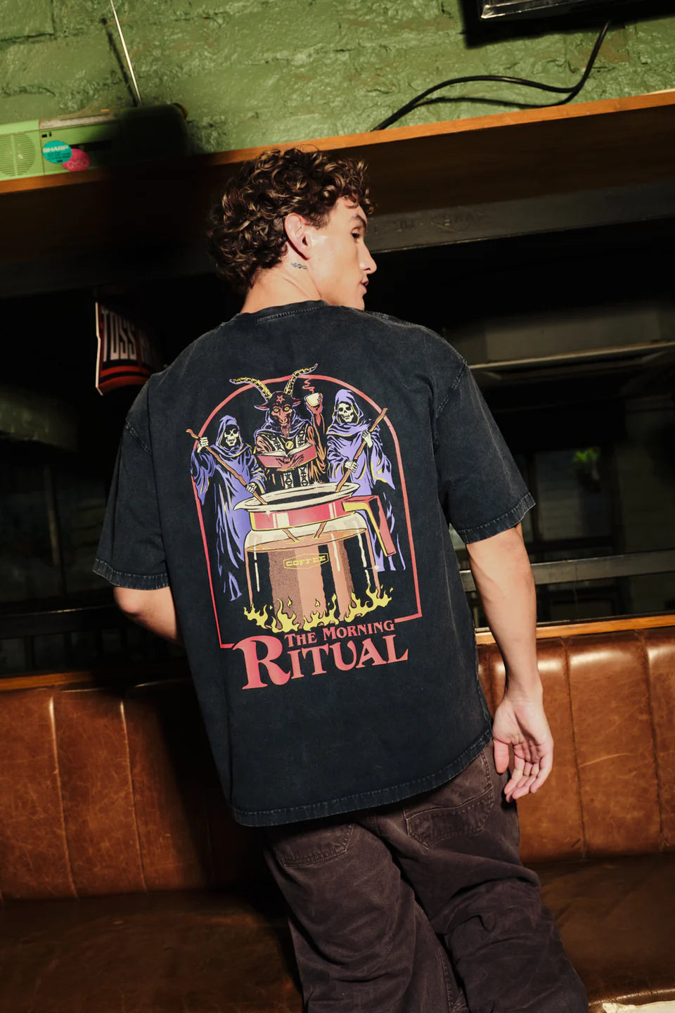Streetwear Brew It Right Faded Black Oversized Tee