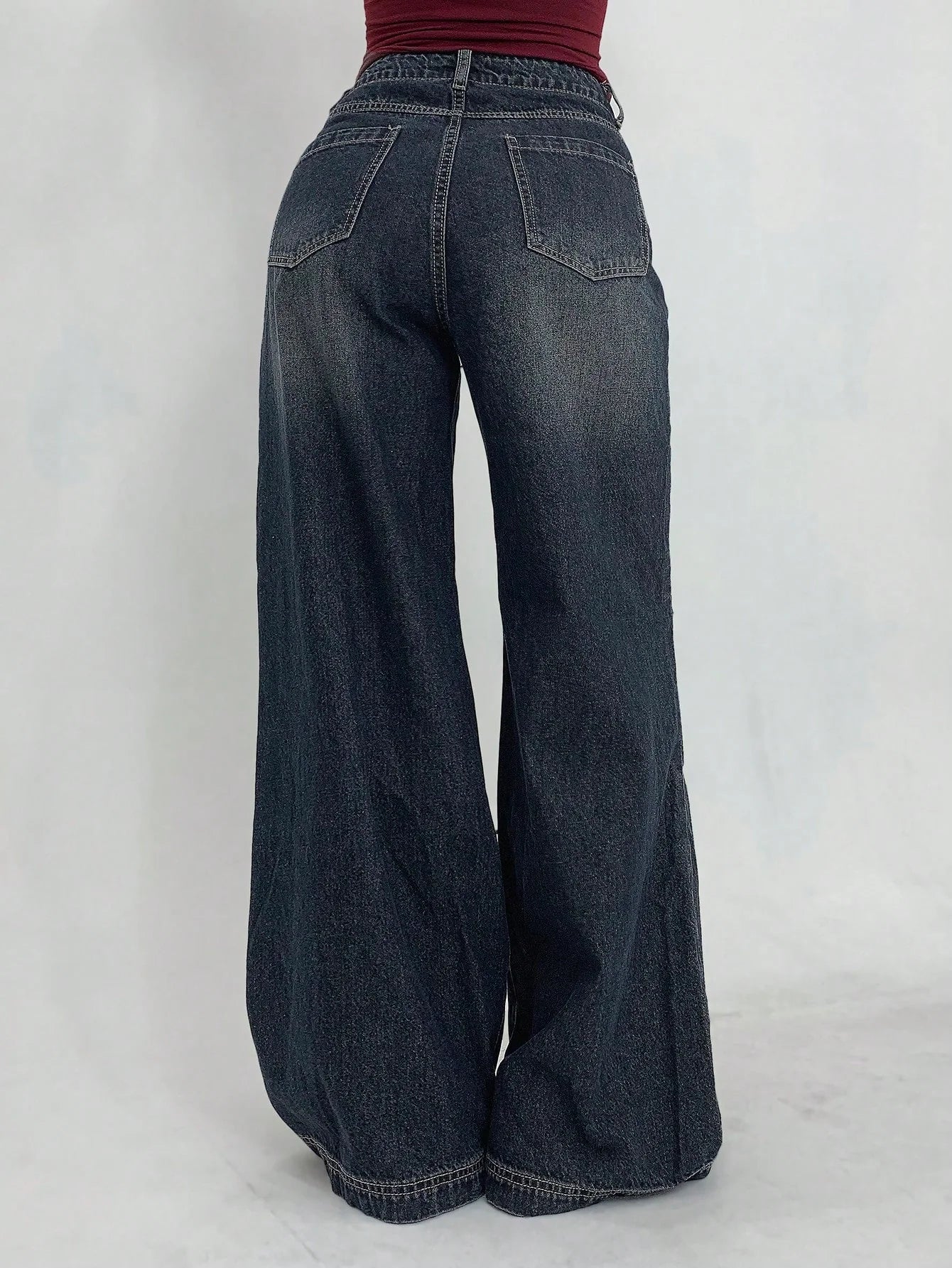 Chic Flare Denim Jeans with Static Fade Wash for Women