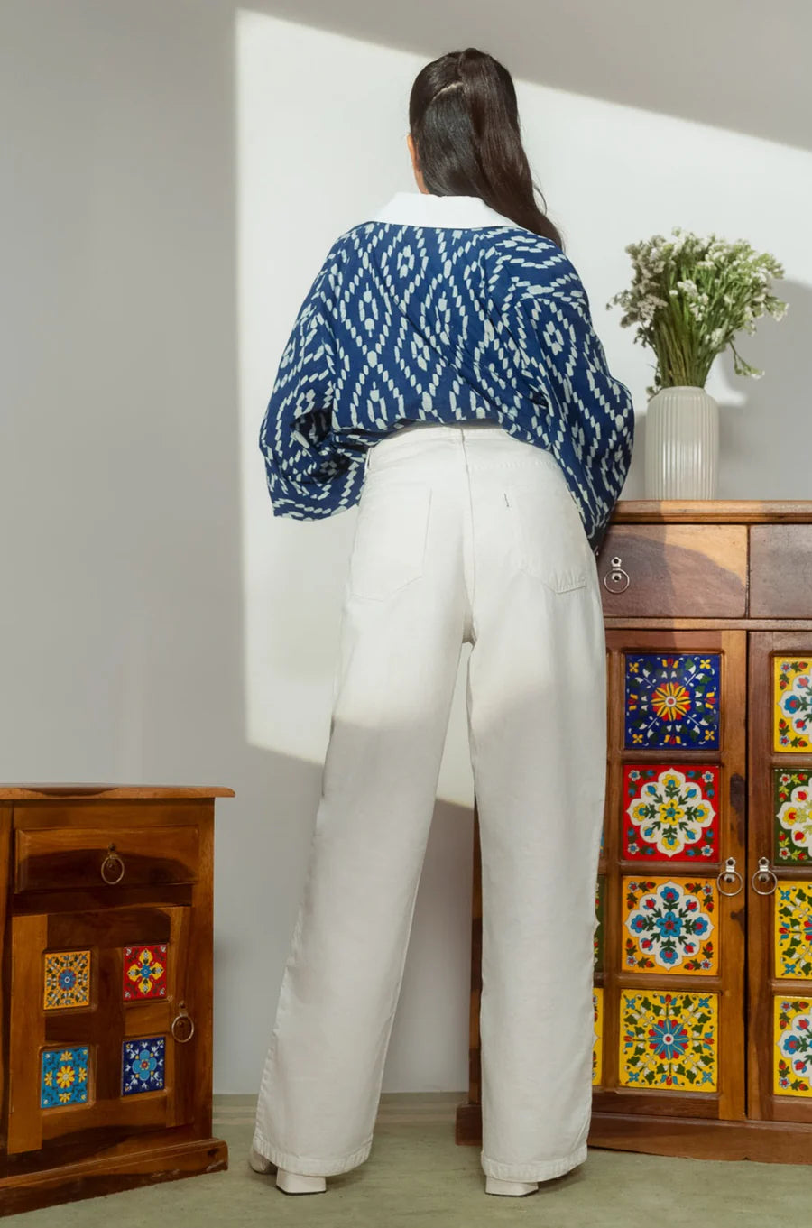 Relaxed Fit Classic White Wide Jeans for Women for Effortless Street Style