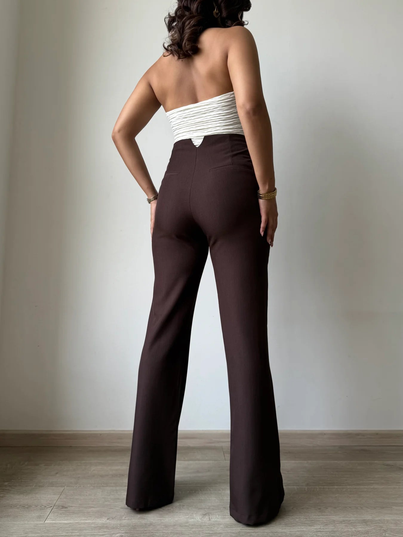 Soft and Lightweight Polished Linen Flared Pants for Women