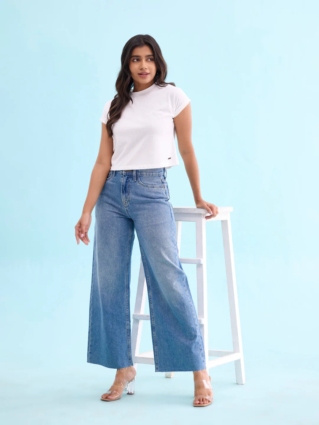 Casual Light Blue Denim Wide Jeans with Relaxed Fit for Women