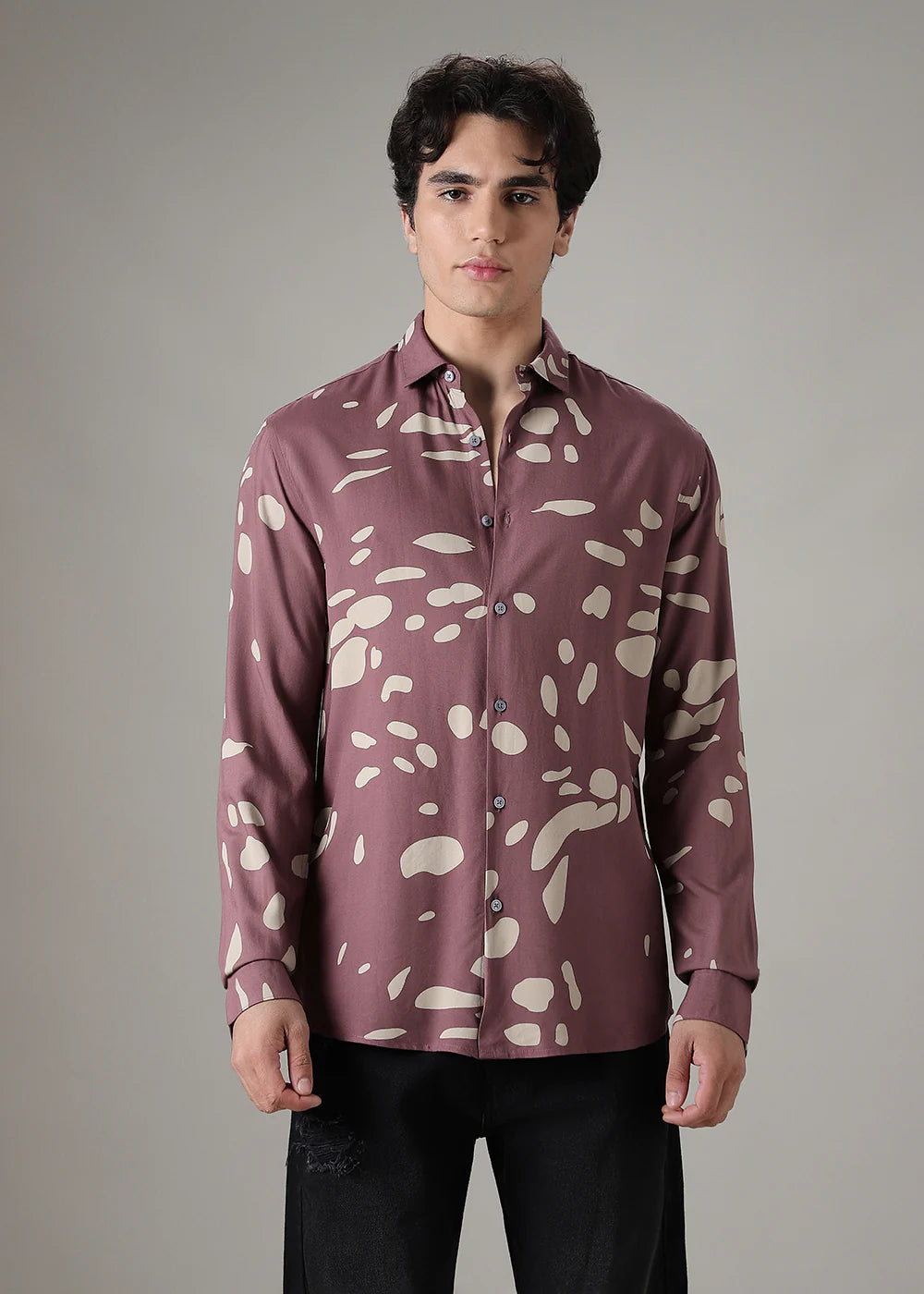 Men’s Mauve Shirt Featuring All-Over Printed Design