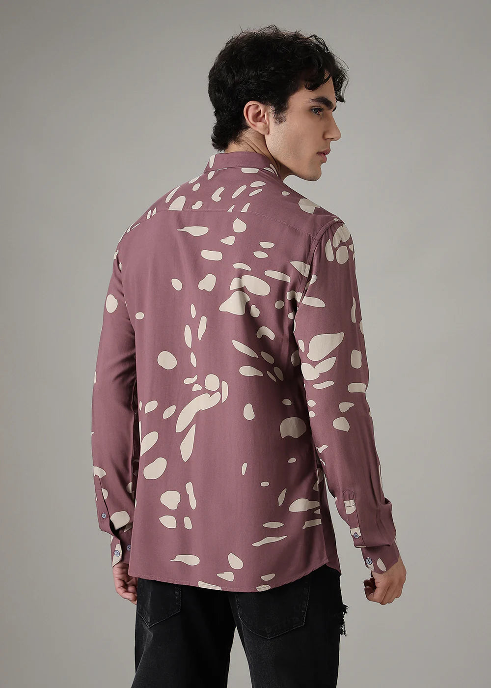 Men’s Mauve Shirt Featuring All-Over Printed Design