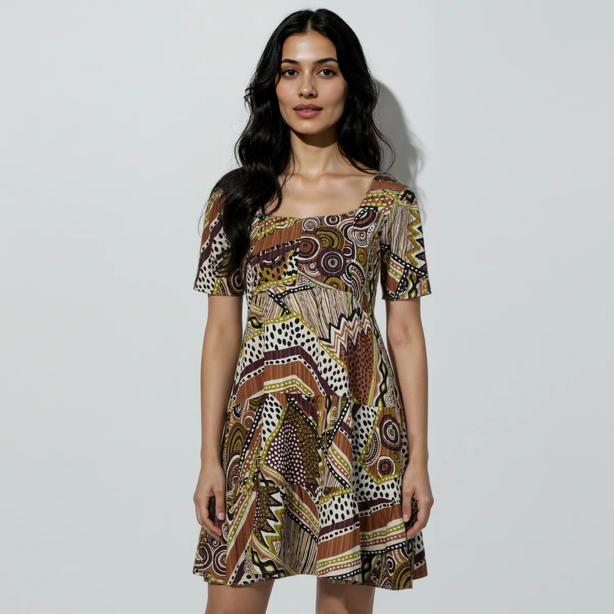 Trendy Women’s Short Tiered Dress for Casual and Party Wear