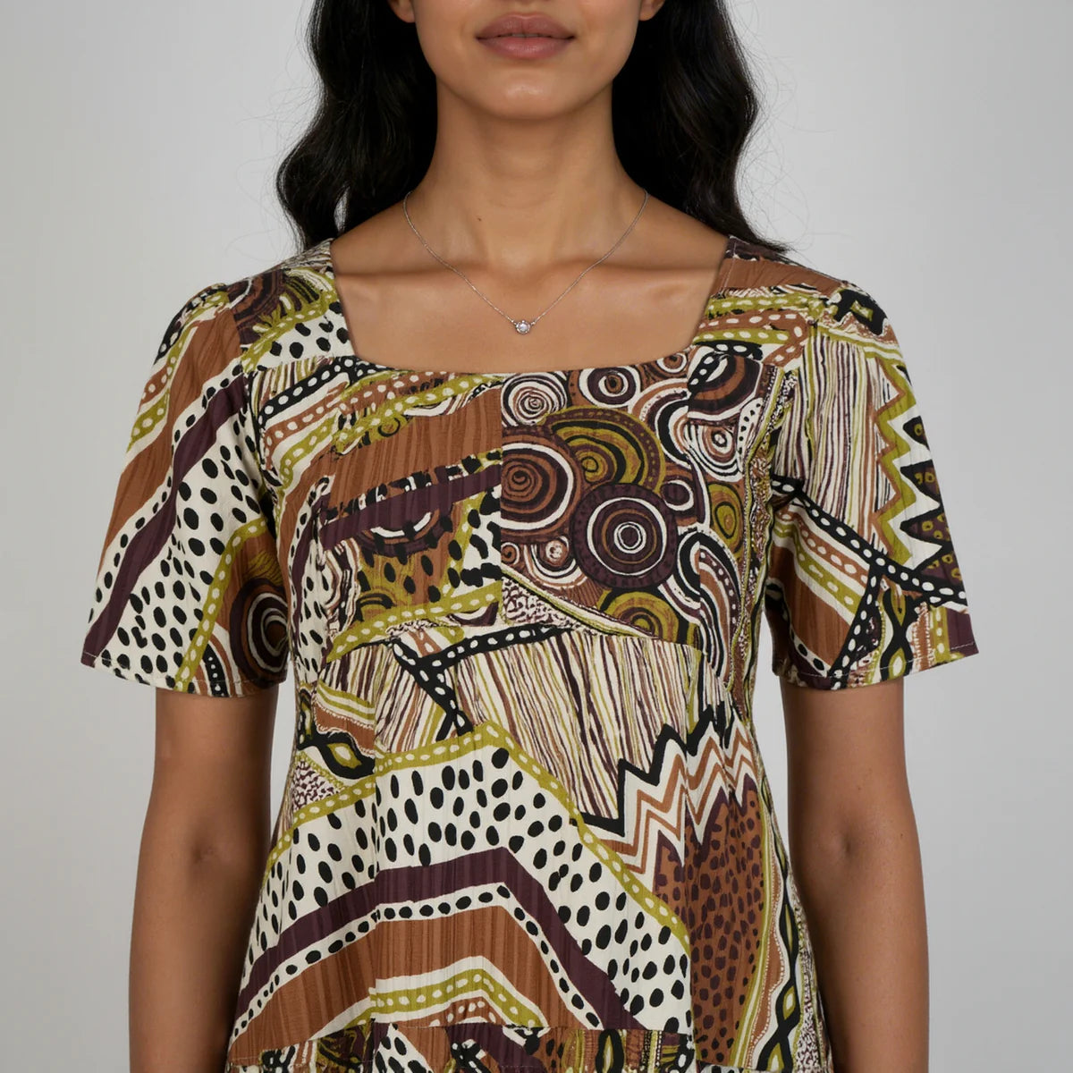 Trendy Women’s Short Tiered Dress for Casual and Party Wear