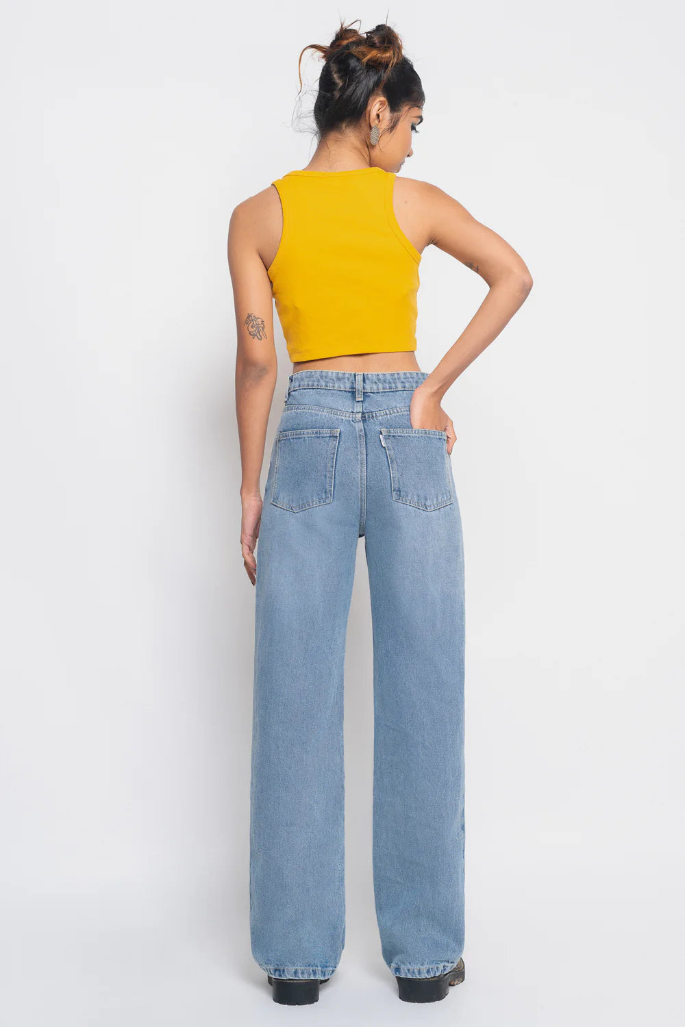 Women's Belle Blue Straight Jeans with Soft Washed Finish for Timeless Look