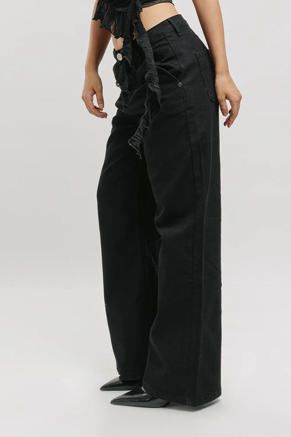 Relaxed Fit True Black Wide Jeans for Women for Effortless Street Style