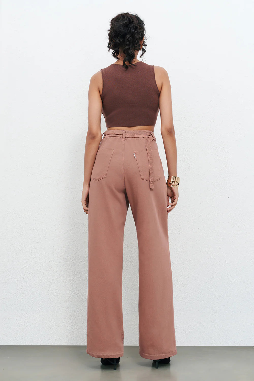 Trendy Murky Pink Belted Straight Denim Jeans for Women with Comfortable Fit
