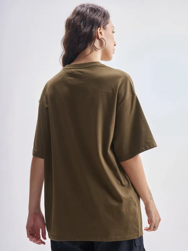 Women’s Brown Round Neck Oversized T Shirt with Printed Design Casual Look