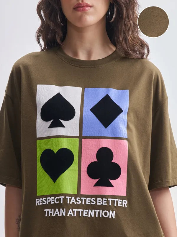 Women’s Brown Round Neck Oversized T Shirt with Printed Design Casual Look