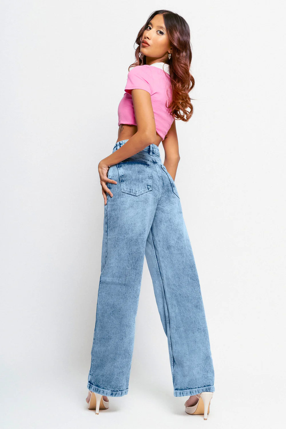 Blue Washed Women's Straight-Leg Jeans with Comfortable Everyday Fit