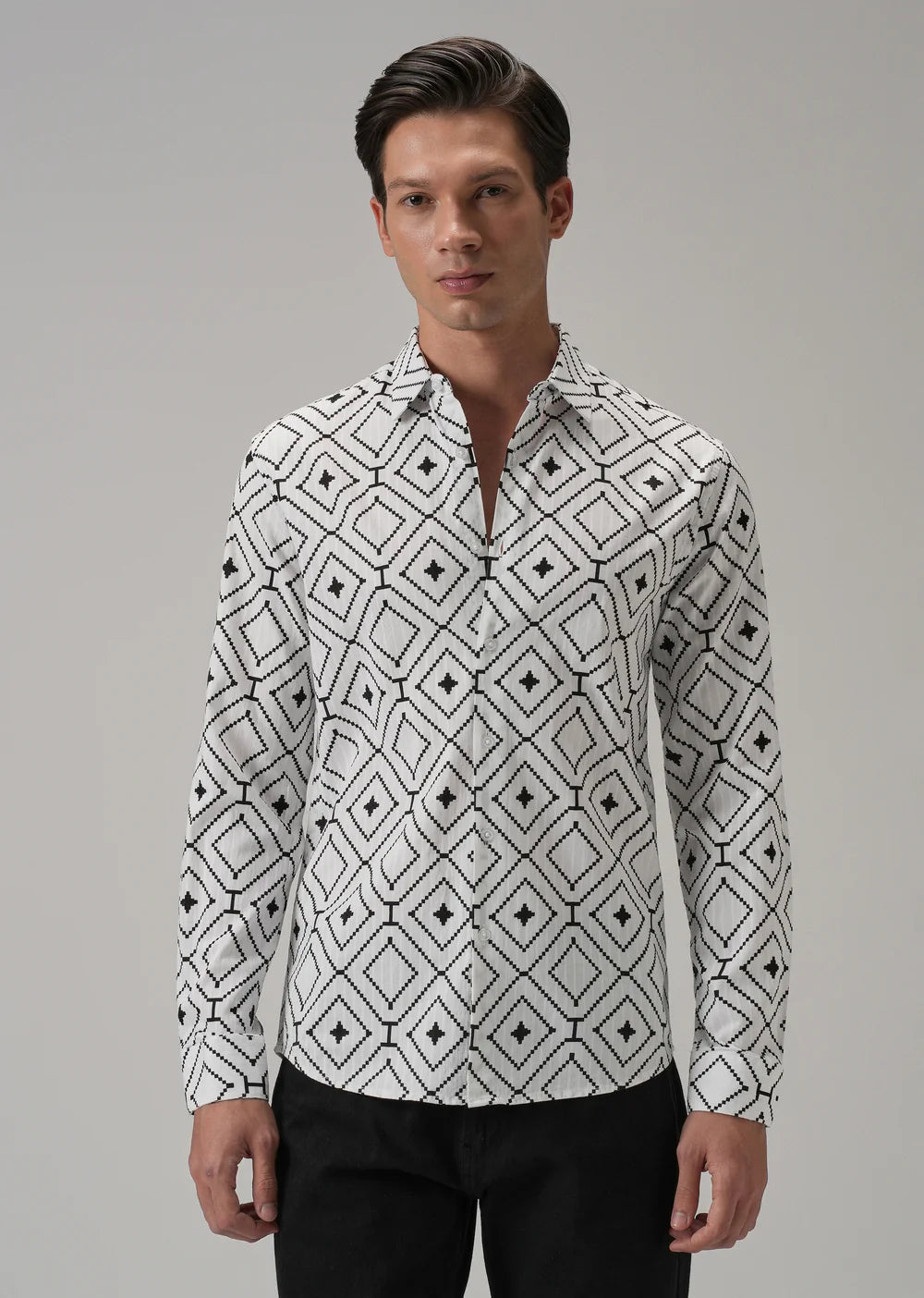 Lightweight White Shirt with Subtle Geometric Diamond Pattern