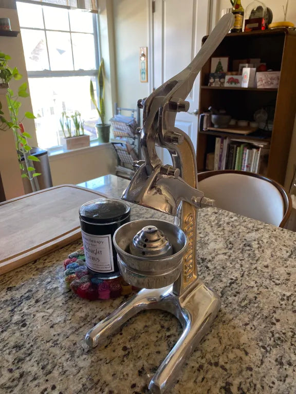 Countertop Citrus Juicer Manual Juicer for Fresh Orange Lemon and Lime Juice