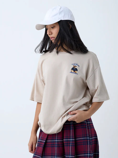 Streetwear Style Beige Cotton T-Shirt with Teddy Bear Print