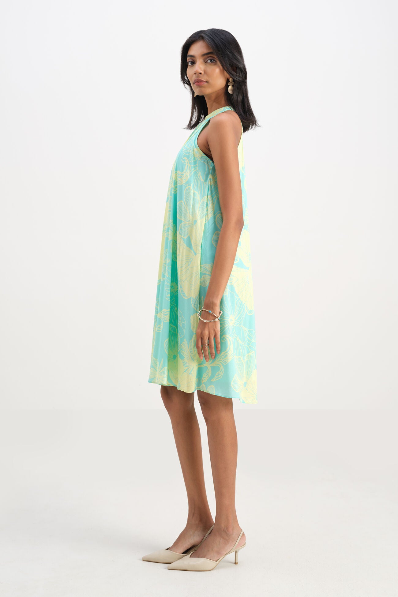 Sophisticated Amber Halter Dress for Women Perfect for Any Occasion