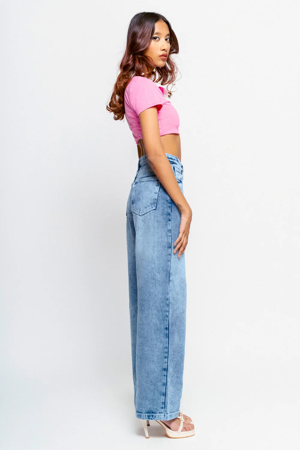 Blue Washed Women's Straight-Leg Jeans with Comfortable Everyday Fit